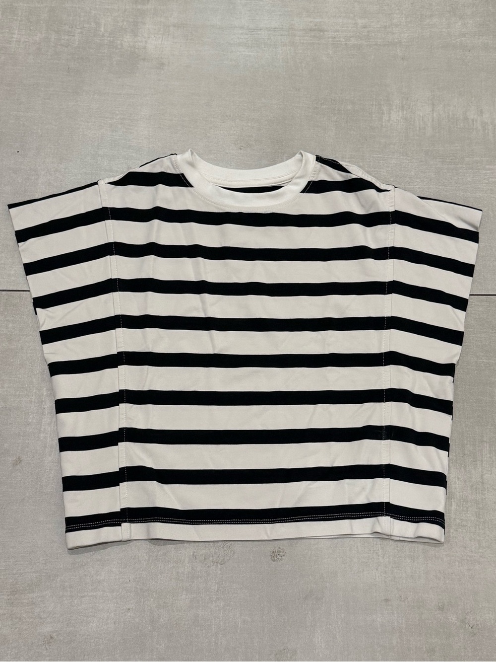 A New Day Striped Boxy Crop T-Shirt - Black/White Size SMALL